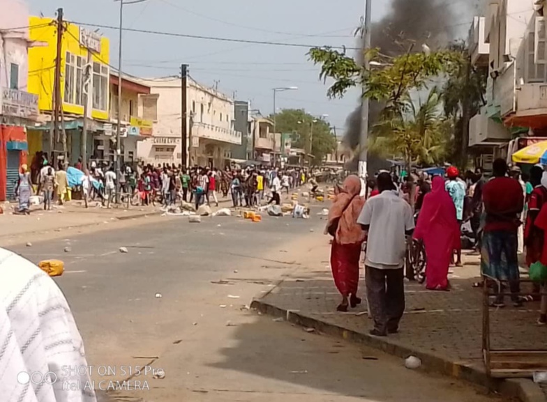 Manif d'ambulants : tension au marché Sor