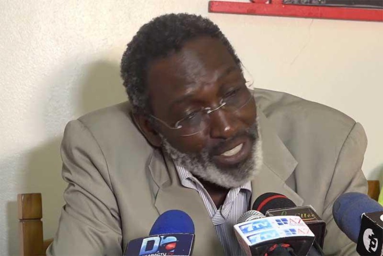 Dr Babacar NIANG : « Du matériel du public est vendu aux structures sanitaires du privé »