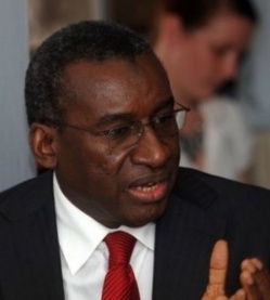 Passation de service: Me Sidiki Kaba promet "une justice exemplaire" au Sénégal. Passation de service: Me Sidiki Kaba promet "une justice exemplaire" au Sénégal.