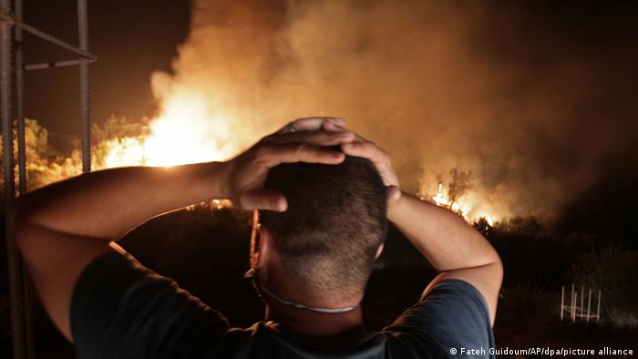 L'Algérie combat ses derniers incendies, le bilan humain s'alourdit à 90 morts L'Algérie combat ses derniers incendies, le bilan humain s'alourdit à 90 morts