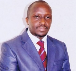 Dédicace de ‘’Mauvaises ambiances démocratiques’’ du Docteur Ibrahima Silla, le 21 septembre. Dédicace de ‘’Mauvaises ambiances démocratiques’’ du Docteur Ibrahima Silla, le 21 septembre.