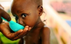 Traitement de la diarrhée: des médecins vantent les mérites de la méthode SRO-zinc. Traitement de la diarrhée: des médecins vantent les mérites de la méthode SRO-zinc.