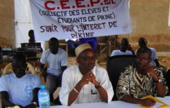 Saint-Louis : Le collectif des Elèves et Etudiants de Pikine (CEEP/SL) déroule ses  48 heures, ce weekend. Saint-Louis : Le collectif des Elèves et Etudiants de Pikine (CEEP/SL) déroule ses  48 heures, ce weekend.
