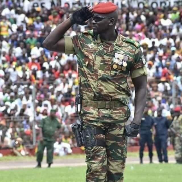 Guinée : Profil du colonel Doumbouya, le cerveau du putsch Guinée : Profil du colonel Doumbouya, le cerveau du putsch
