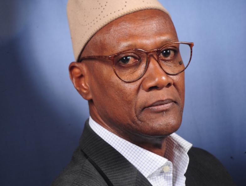 "Elles’’, le recueil de poèmes d'Abdoukhadre DIALLO rend hommage aux différents visages de la Femme "Elles’’, le recueil de poèmes d'Abdoukhadre DIALLO rend hommage aux différents visages de la Femme