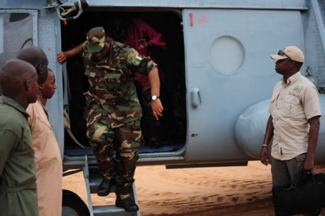 Pénurie d'eau à Dakar: Macky Sall en "militaire" à Keur Massar (Photos).