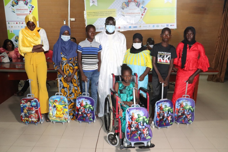 Appui scolaire : Le Service régional de l’Action Sociale appuie plus de 350 élèves nécessiteux Appui scolaire : Le Service régional de l’Action Sociale appuie plus de 350 élèves nécessiteux