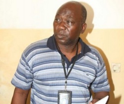 Le commissaire Cheikhna Keïta en SuperStar à Saint-Louis au mariage de son fils Iba, membre du groupe Takeifa Le commissaire Cheikhna Keïta en SuperStar à Saint-Louis au mariage de son fils Iba, membre du groupe Takeifa