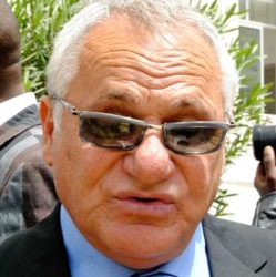 Ali El Haidar traîne un commandant de l’Armée en justice. Ali El Haidar traîne un commandant de l’Armée en justice.