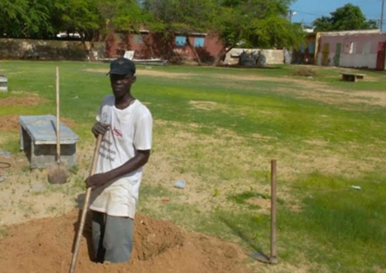 Saint-Louis : Baye Khaly NIANG, le symbole d'une citoyenneté agissante, honoré