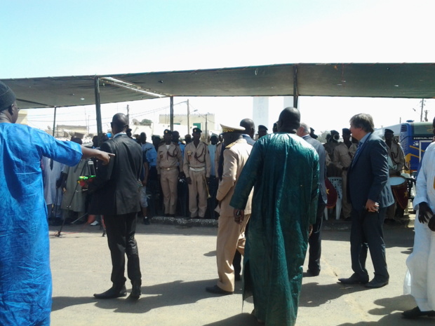 Direct Photos: La cérémonie de lancement du projet d'assainissement de Guet Ndar. Direct Photos: La cérémonie de lancement du projet d'assainissement de Guet Ndar.