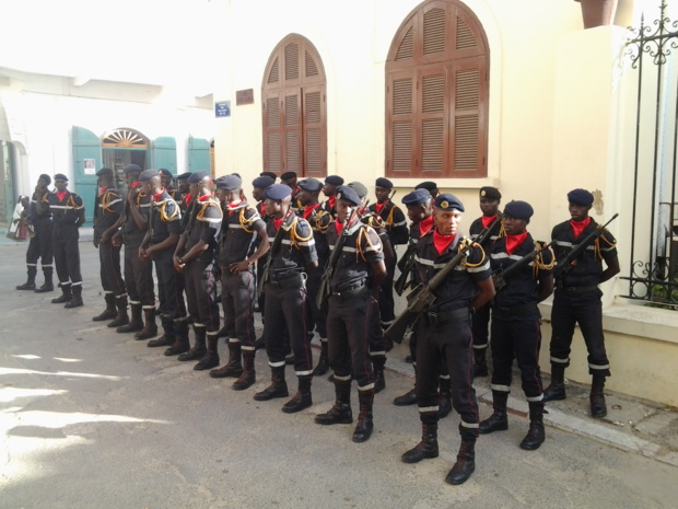 Coopérations décentralisée: dons de materiels de l'Eure aux Sapeurs Pompiers de Saint-Louis. Photos & Vidéo Coopérations décentralisée: dons de materiels de l'Eure aux Sapeurs Pompiers de Saint-Louis. Photos & Vidéo