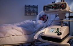 Urgent : Le ressortissant français poignardé à Saint-Louis, mis sous respiration artificielle. Urgent : Le ressortissant français poignardé à Saint-Louis, mis sous respiration artificielle.