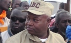 indignation contre l'exclusion de ABC indignation contre l'exclusion de ABC