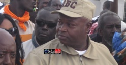 ABC déterre de « gros cafards » contre Mansour Faye: « il n'a même pas voté en 2009. Il est venu chez moi une nuit pour me demander de lui ajouter un conseiller ou deux ...» ABC déterre de « gros cafards » contre Mansour Faye: « il n'a même pas voté en 2009. Il est venu chez moi une nuit pour me demander de lui ajouter un conseiller ou deux ...»