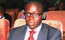 Moubarack Lo : "le style de management présidentiel n'est pas motivant pour un intellectuel" Moubarack Lo : "le style de management présidentiel n'est pas motivant pour un intellectuel"