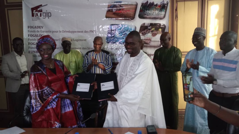 Saint-Louis : Le Fongip met à disposition un financement de 200 millions FCFA destiné aux commerçants Saint-Louis : Le Fongip met à disposition un financement de 200 millions FCFA destiné aux commerçants
