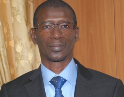 MARY TEUW NIANE, candidat à la mairie : « l’Apr se battra pour gagner les élections à Saint-Louis ». MARY TEUW NIANE, candidat à la mairie : « l’Apr se battra pour gagner les élections à Saint-Louis ».