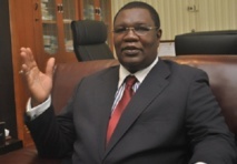 Ousmane Ngom autorisé à sortir du territoire : les raisons d’une dérogation Ousmane Ngom autorisé à sortir du territoire : les raisons d’une dérogation