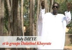 Saint-Louis:Boly Dièye sort un single dédié au prophète Mohamed (Psl). Saint-Louis:Boly Dièye sort un single dédié au prophète Mohamed (Psl).