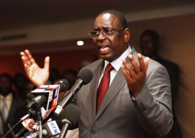 Macky SALL annonce des sanctions contre les têtes de listes parallèles