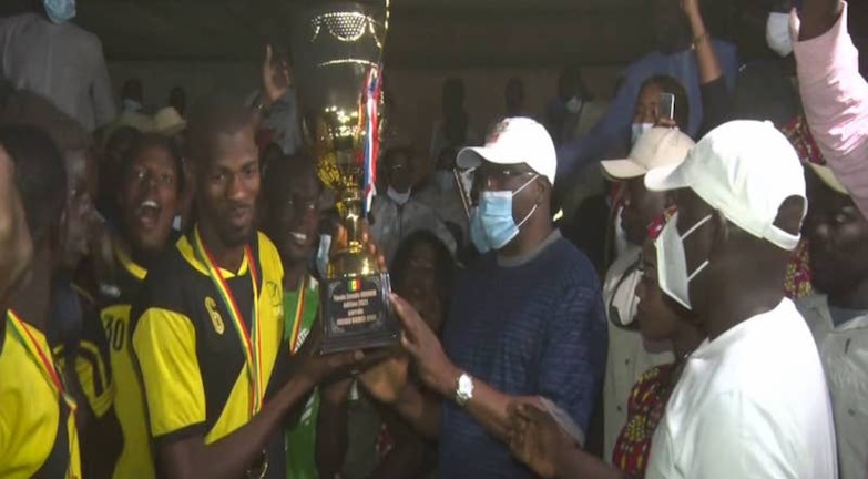 Cheikh Oumar ANNE : " Je travaille à faire de NDIOUM, une agglomération émergente." Cheikh Oumar ANNE : " Je travaille à faire de NDIOUM, une agglomération émergente."