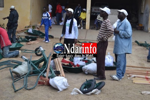 Opération Ndar Sett Wecc : Pour intimider la Mairie, Mansour Faye sort les grands moyens (photos) Opération Ndar Sett Wecc : Pour intimider la Mairie, Mansour Faye sort les grands moyens (photos)