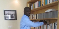 L'écrivain sénégalais Felwine Sarr. (©Katia Touré)
