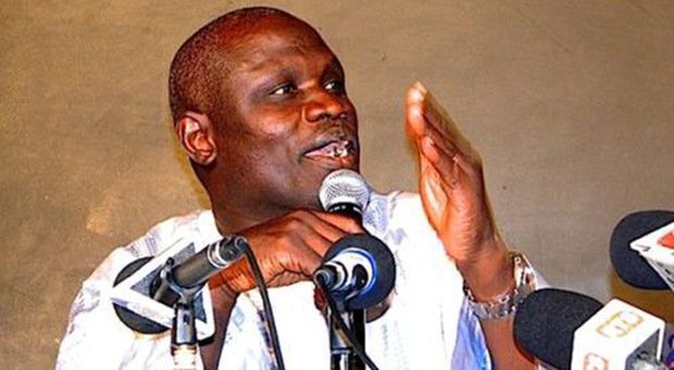 Gaston MBENGUE : « Macky SALL ne mérite pas ça » Gaston MBENGUE : « Macky SALL ne mérite pas ça »