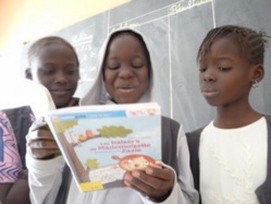 Dagana : des élèves du CEM Alpha Mayoro de Dagana vont simuler l'AG de l'ONU, lundi. Dagana : des élèves du CEM Alpha Mayoro de Dagana vont simuler l'AG de l'ONU, lundi.