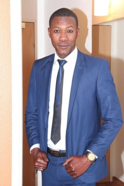 Enregistré à son insu avec la femme de Pape Diouf, Tange Tandian grillé par Zik FM Enregistré à son insu avec la femme de Pape Diouf, Tange Tandian grillé par Zik FM