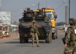 Bangui: des blindés français ont pris position près du palais présidentiel