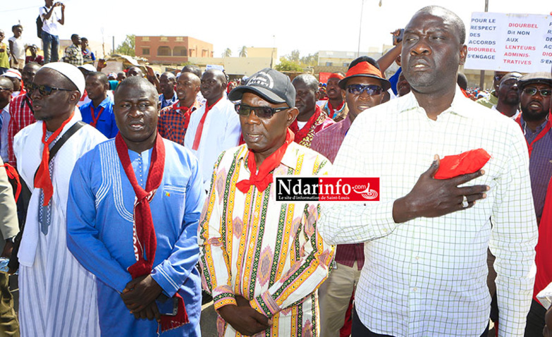 DÉBRAYAGE ET GRÈVES : Le mot d'ordre largement suivi par les enseignants des écoles et établissements du public DÉBRAYAGE ET GRÈVES : Le mot d'ordre largement suivi par les enseignants des écoles et établissements du public