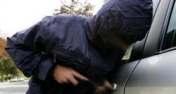 Saint-Louis : Un véhicule 4X4 volé à Ngallèle puis retrouvé à Mpal. Saint-Louis : Un véhicule 4X4 volé à Ngallèle puis retrouvé à Mpal.