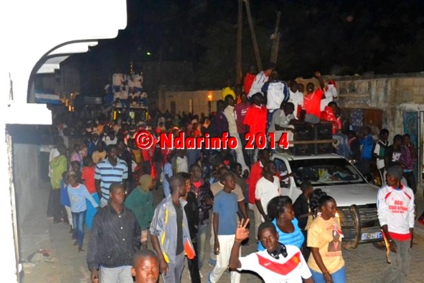 (Vidéo et Photos) Le stade de Pikine savoure sa victoire dans les rues de Saint-Louis. Regardez ! (Vidéo et Photos) Le stade de Pikine savoure sa victoire dans les rues de Saint-Louis. Regardez !