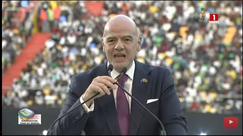 Le stade Abdoulaye Wade, ‘’digne’’ d’une pelouse de Coupe du Monde, (Gianni Infantino) Le stade Abdoulaye Wade, ‘’digne’’ d’une pelouse de Coupe du Monde, (Gianni Infantino)