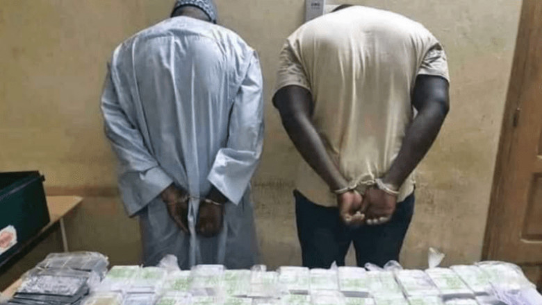 Parcelles Assainies : Les explications du « marabout » arrêté avec 300 millions FCFA en faux billets Parcelles Assainies : Les explications du « marabout » arrêté avec 300 millions FCFA en faux billets