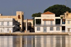 Le directeur de la Comptabilité publique et du Trésor à Saint-Louis. Le directeur de la Comptabilité publique et du Trésor à Saint-Louis.