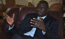 OPINION: L’« apôtre de l'émergence » à Saint-Louis: les enjeux multiples d'une visite aux pas de charge ( par Ibrahima Diao) OPINION: L’« apôtre de l'émergence » à Saint-Louis: les enjeux multiples d'une visite aux pas de charge ( par Ibrahima Diao)