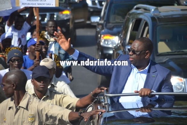 Macky Sall à Saint-Louis s’offre un bain de foule(Photos&Vidéos)