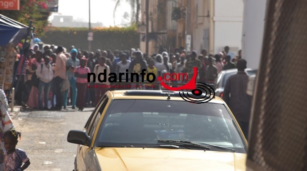 Saint-Louis : deux mois avec sursis pour l’élève qui avait poignardé son professeur. Saint-Louis : deux mois avec sursis pour l’élève qui avait poignardé son professeur.