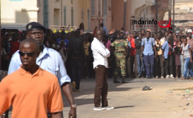 Saint-Louis : deux mois avec sursis pour l’élève qui avait poignardé son professeur. Saint-Louis : deux mois avec sursis pour l’élève qui avait poignardé son professeur.