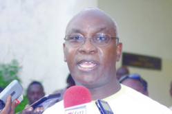 LCOFT- Agression du Prof de Maths: le ministère de l'éducation déplore. LCOFT- Agression du Prof de Maths: le ministère de l'éducation déplore.