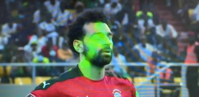 Lasers contre l'Egypte : la FIFA sanctionne le Sénégal