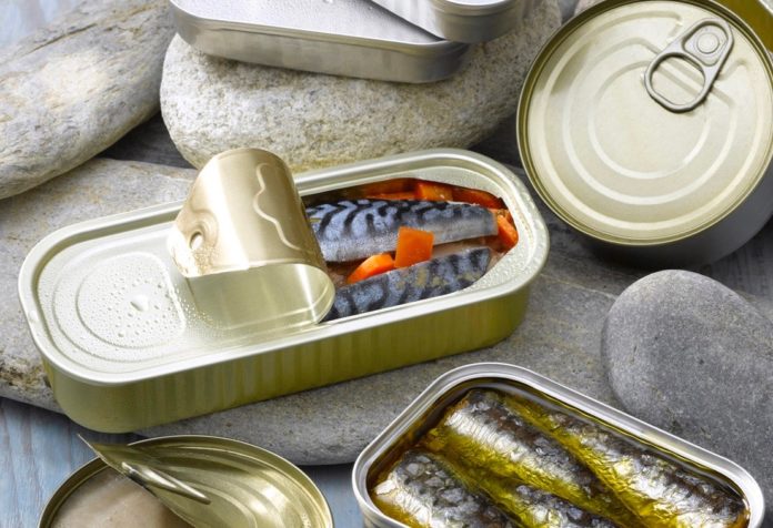 Mauritanie : Des boîtes de sardines produites localement arrivent dans les marchés, annonce le ministre des Pêches Mauritanie : Des boîtes de sardines produites localement arrivent dans les marchés, annonce le ministre des Pêches