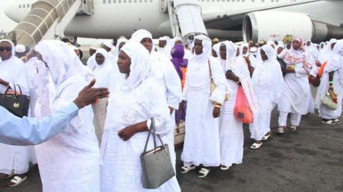 Pèlerinage à la Mecque : les 300 voyagistes privés regroupés en 12 groupements Pèlerinage à la Mecque : les 300 voyagistes privés regroupés en 12 groupements