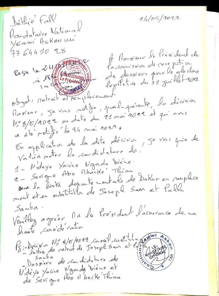 ​DIRECTION GÉNÉRALE DES ÉLECTIONS :  Déthié Fall a remis la nouvelle liste de Yaw-Dakar après les changements