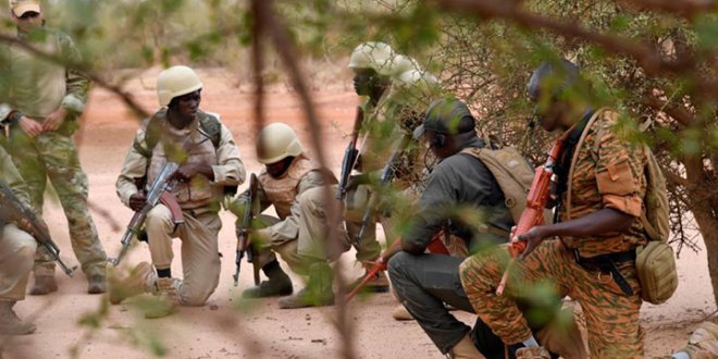 Une nouvelle attaque dans le nord du Burkina Faso fait au moins cinquante morts Une nouvelle attaque dans le nord du Burkina Faso fait au moins cinquante morts