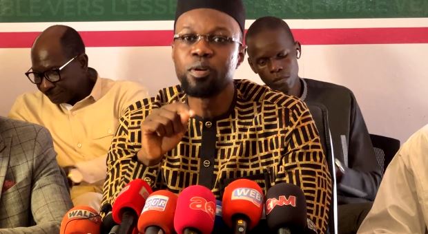 Grande manif’ le 29 juin : " Macky Sall va m’arrêter ou me tuer" Grande manif’ le 29 juin : " Macky Sall va m’arrêter ou me tuer"