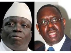 Yahya Jammeh a déclaré ceci : « J’ai un film sur Macky Sall lorsqu’il était venu ici me voir à Banjul